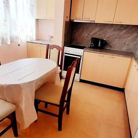 Soc Apartment Close To The Center Burgas Zewnętrze zdjęcie