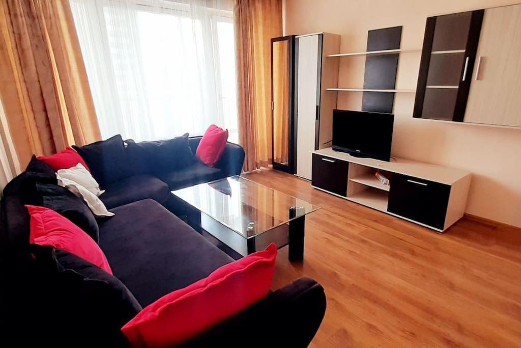 Soc Apartment Close To The Center Burgas Zewnętrze zdjęcie
