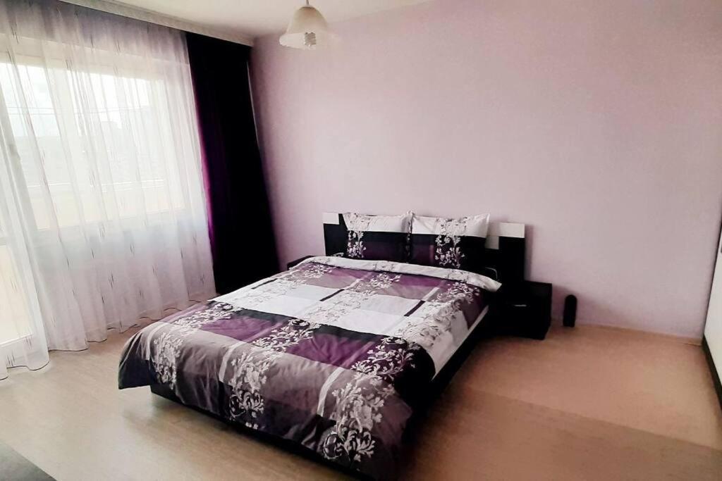 Soc Apartment Close To The Center Burgas Zewnętrze zdjęcie