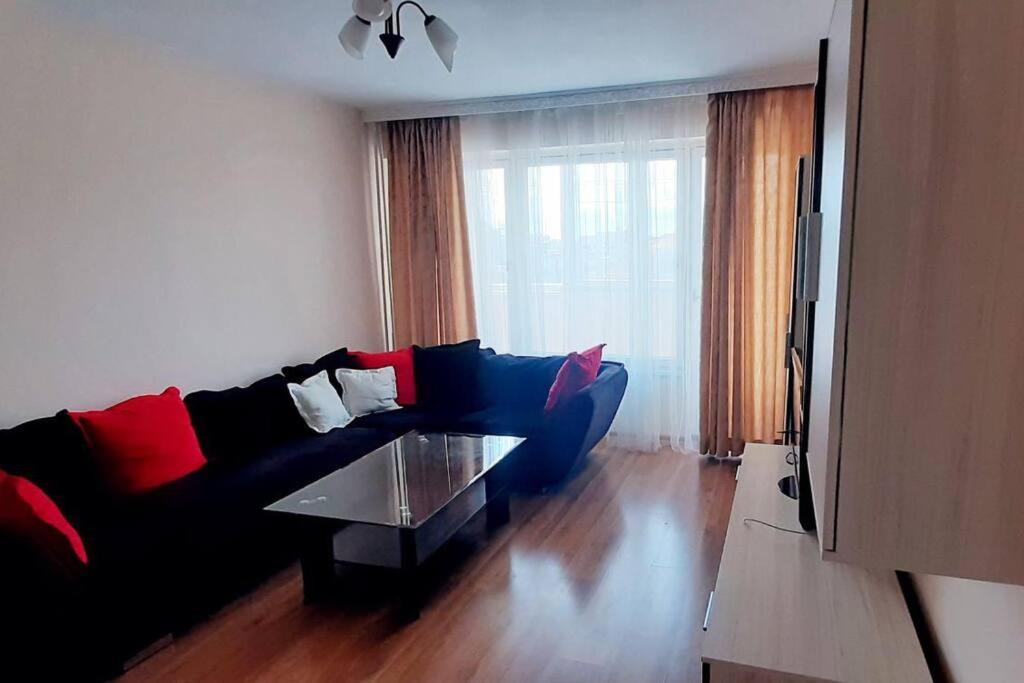 Soc Apartment Close To The Center Burgas Zewnętrze zdjęcie
